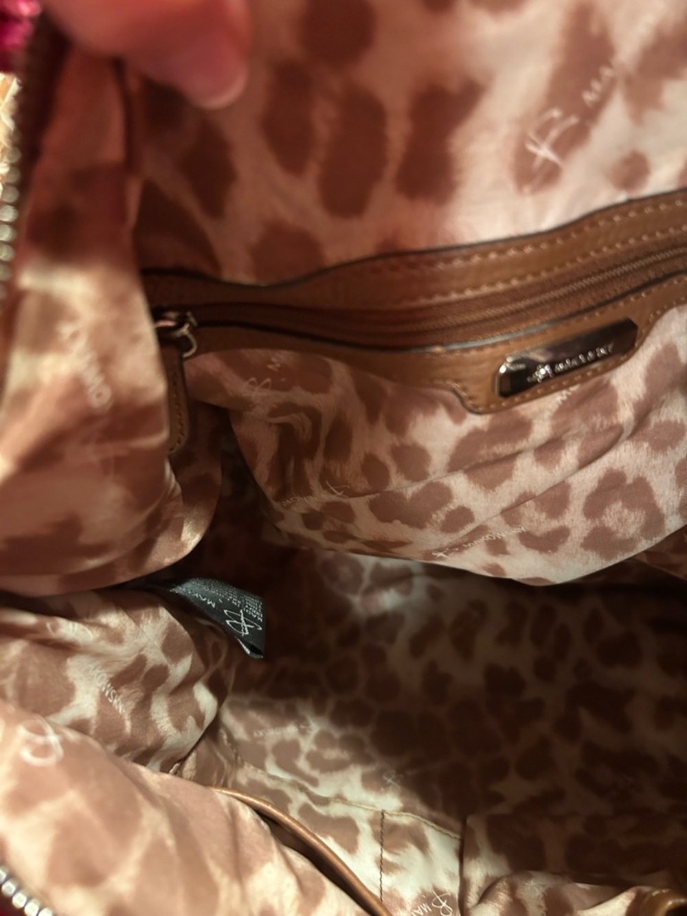 b. makowsky Brown Leather Fringe Shoulder Bag- slight western look - very cute!! - Picture 6 of 6